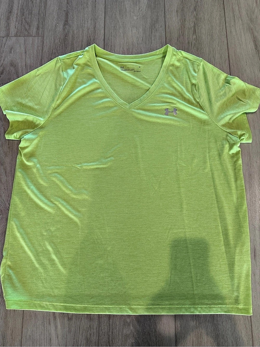 Under Armour UA Tech V-Neck Short Sleeve Women's Athletic Tee Green